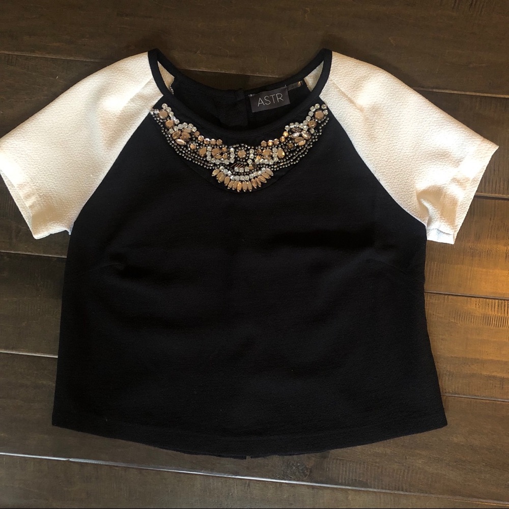 ASTR Blouse! - Picture 2 of 4